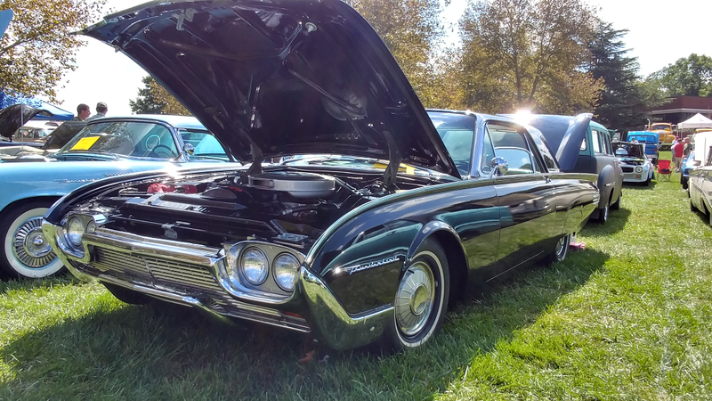 Illustration for article titled Rohr classic car show